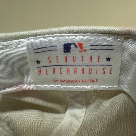 Philadelphia Phillies Baseball Cap Green White MLB Game Philly Logo Hat Genuine - Picture 4 of 9